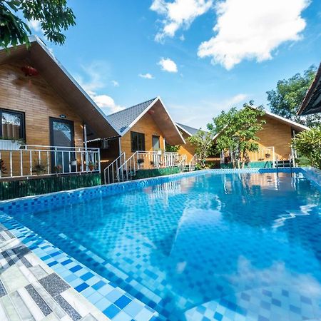 Pomelo Homestay Фонгня Екстер'єр фото