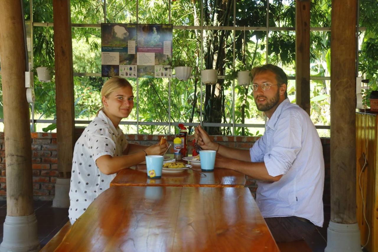 Pomelo Homestay Фонгня Екстер'єр фото