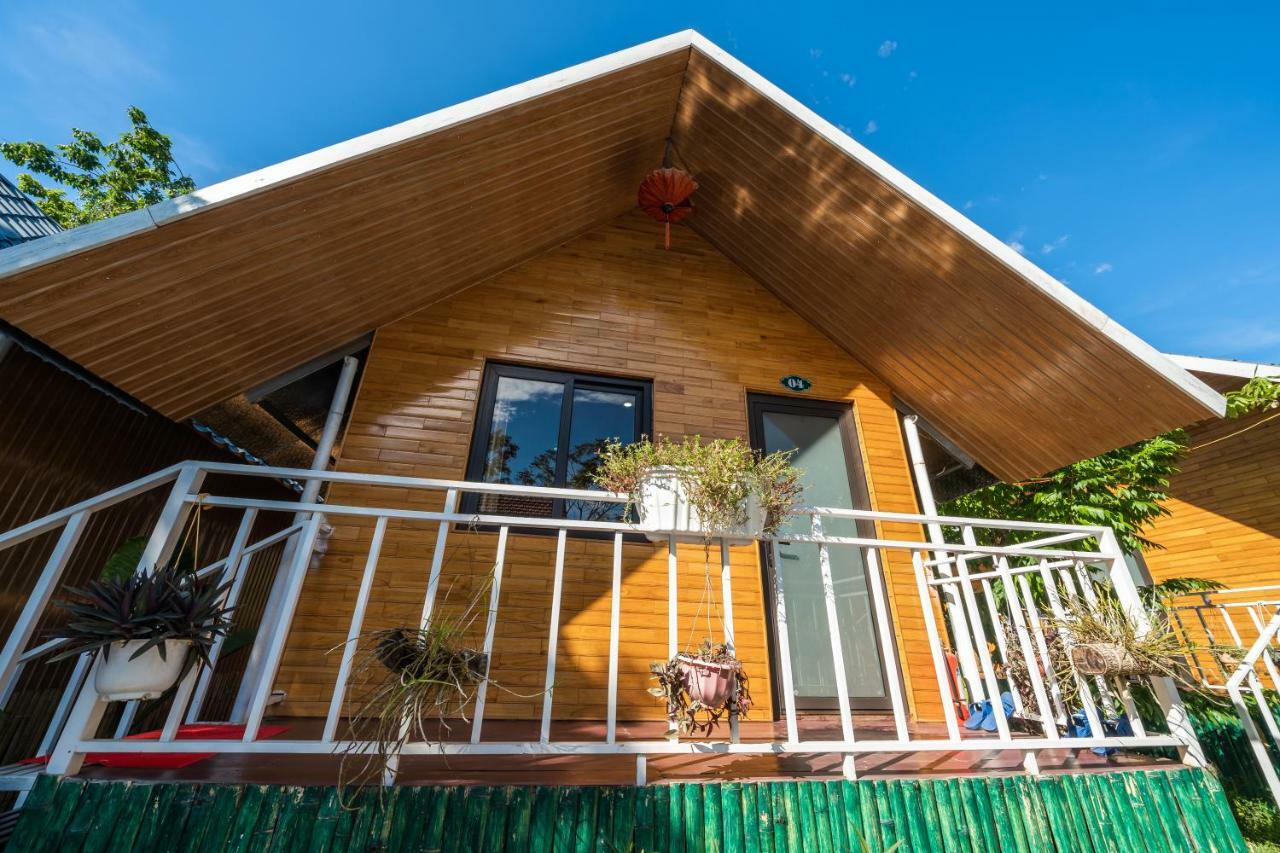 Pomelo Homestay Фонгня Екстер'єр фото